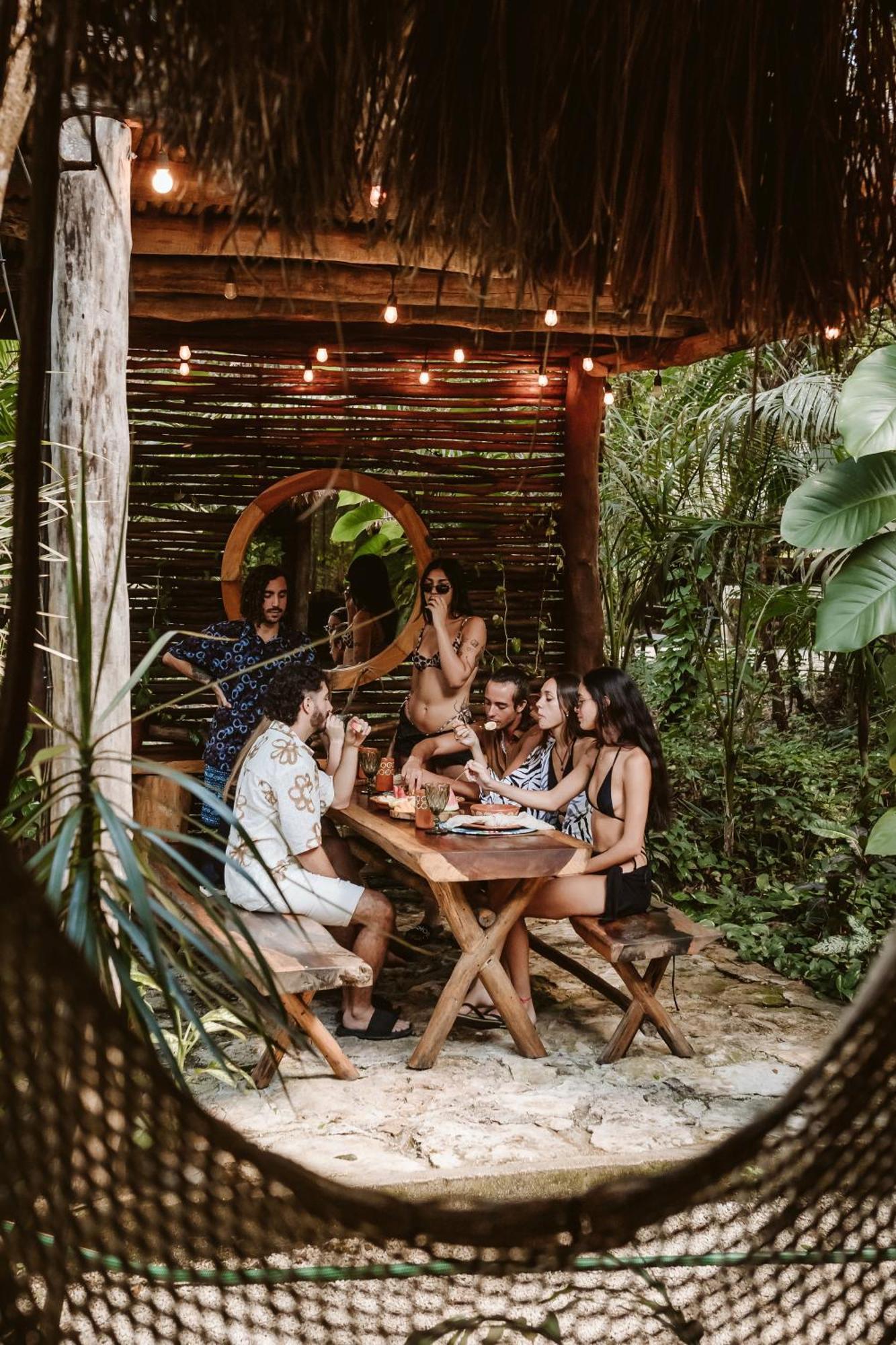 Madre Tierra Eco Habitat Guest House Puerto Morelos Exterior foto